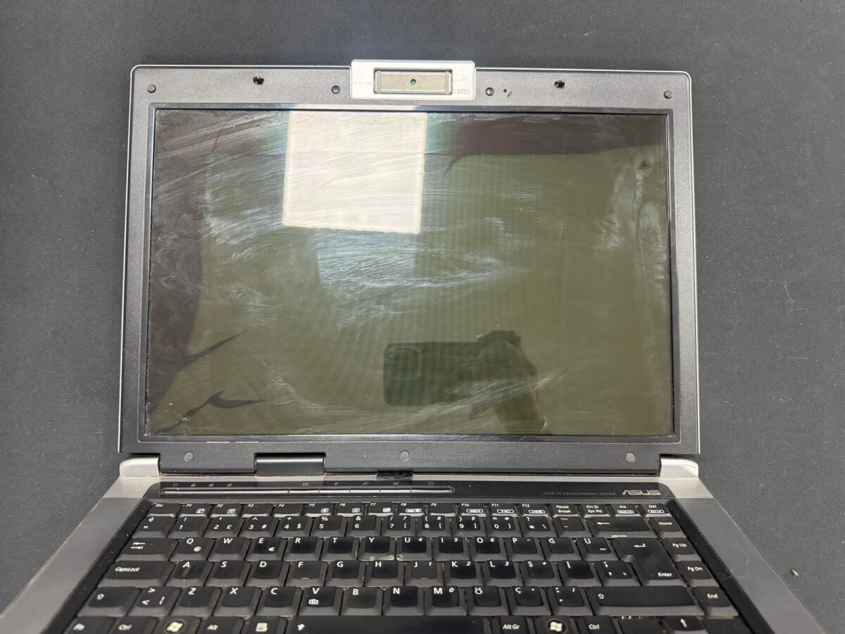 ASUS F5SL LAPTOP PARÇALARI ( AÇIKLAMAYI OKUYUNUZ ) - Görsel 3