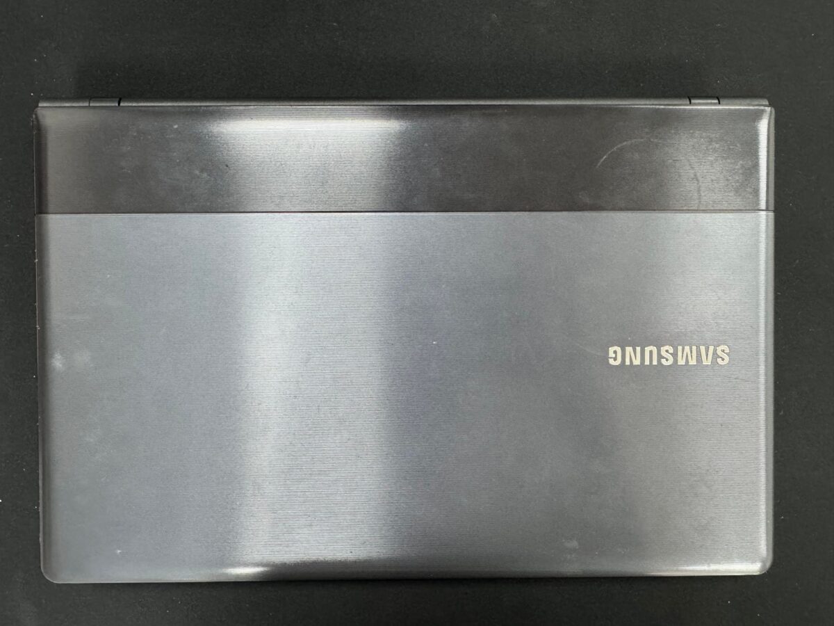 SAMSUNG NP300E5C LAPTOP PARÇALARI ( AÇIKLAMAYI OKUYUNUZ ) - Görsel 3
