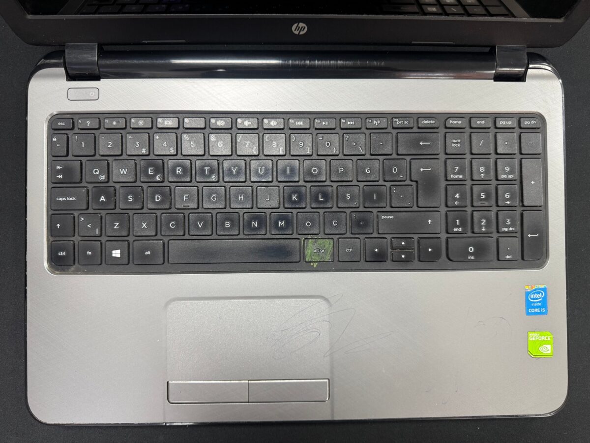 HP 15-R203NT LAPTOP PARÇALARI ( AÇIKLAMAYI OKUYUNUZ ) - Görsel 2