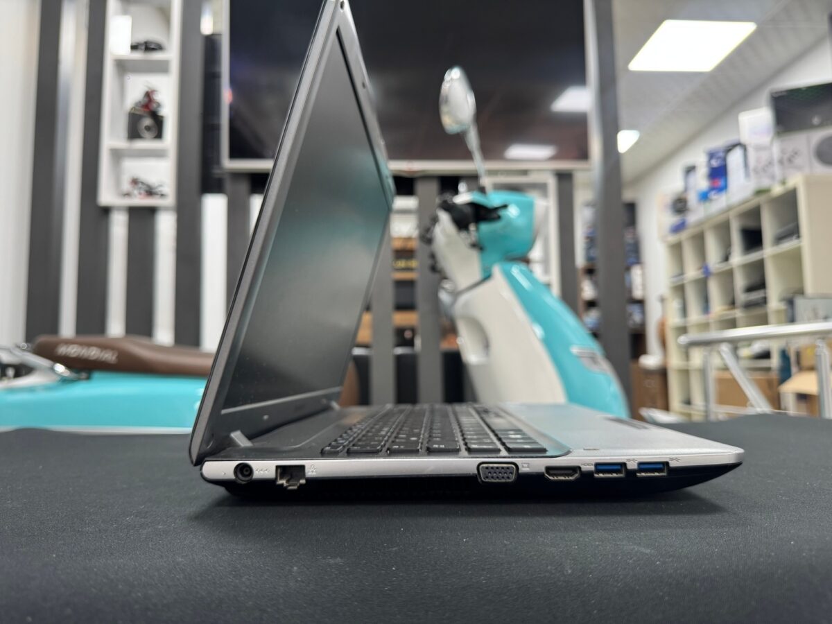 SAMSUNG NP350V5C LAPTOP PARÇALARI ( AÇIKLAMAYI OKUYUNUZ ) - Görsel 4
