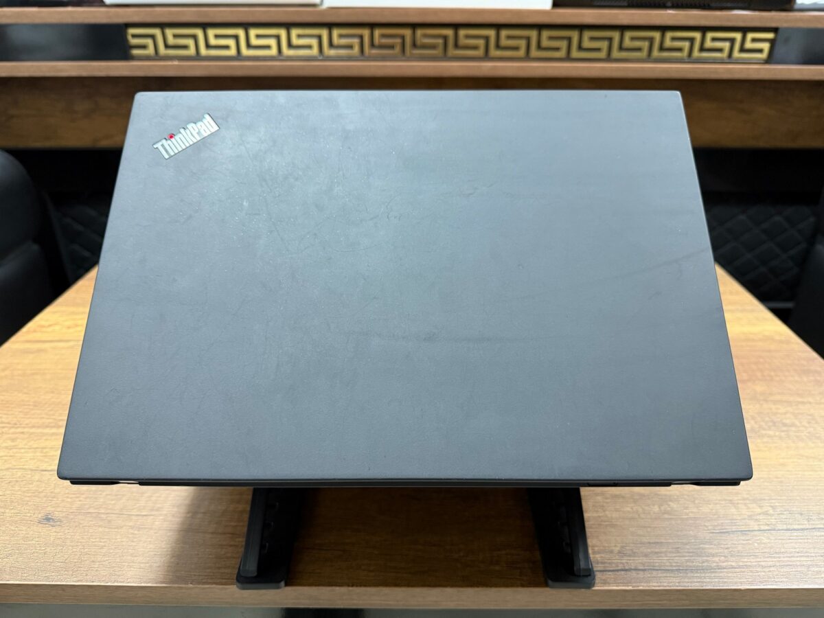Lenovo ThinkPad T490 Intel Core i7 8665U 16GB RAM 256GB SSD 14” FHD 20N3S9FC00 (İKİNCİ EL) - Görsel 3
