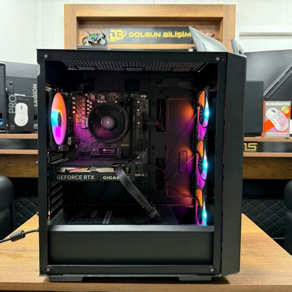 DeepCool Kasa AMD Ryzen 5 7500F 16GB RAM 512GB SSD RTX4060 Gaming PC (İKİNCİ EL)