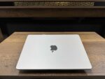 Apple MacBook Air M2 8GB RAM 256GB SSD 13.6” Yıldız Işığı (İKİNCİ EL) - Görsel 4