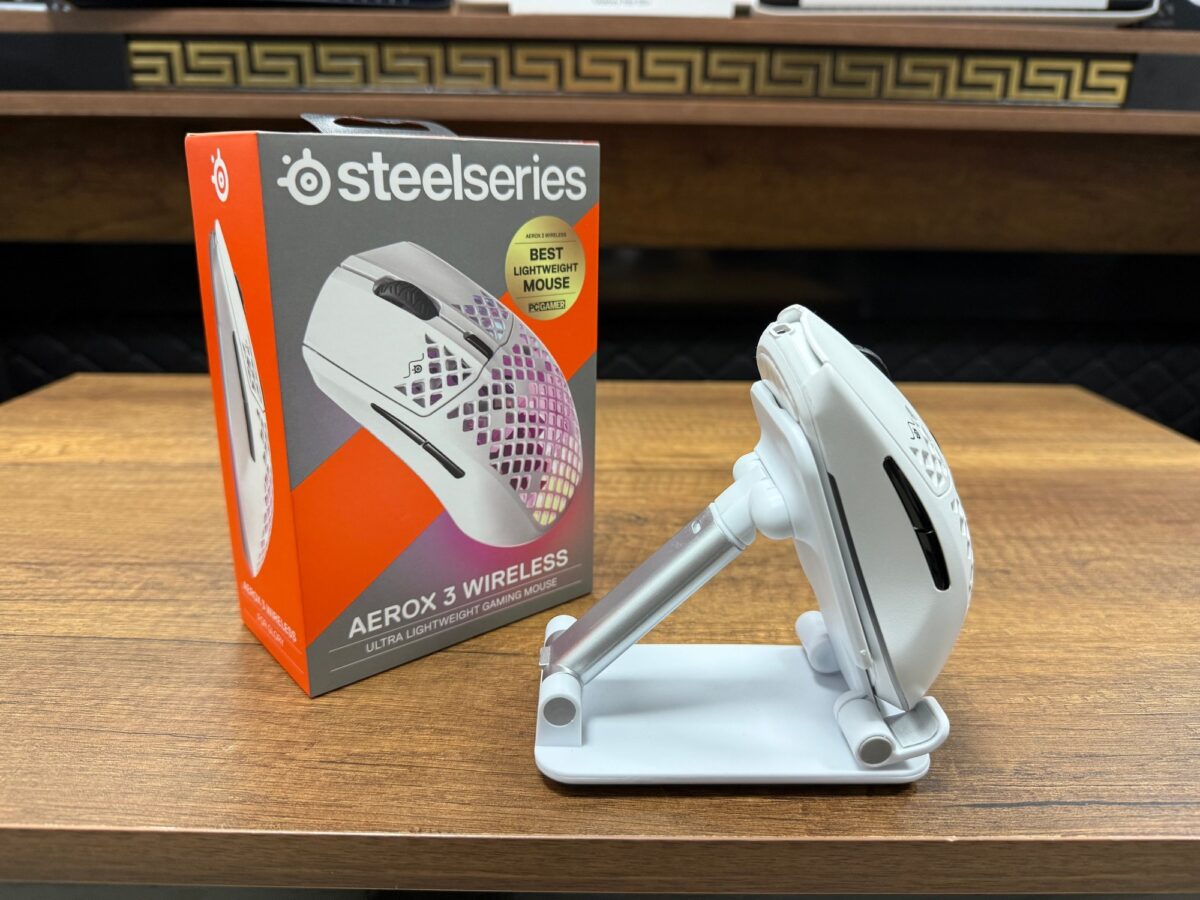 SteelSeries Aerox 3 Snow RGB Şarjlı Ergonomik Optik Kablosuz Oyuncu Mouse (İKİNCİ EL) - Görsel 4