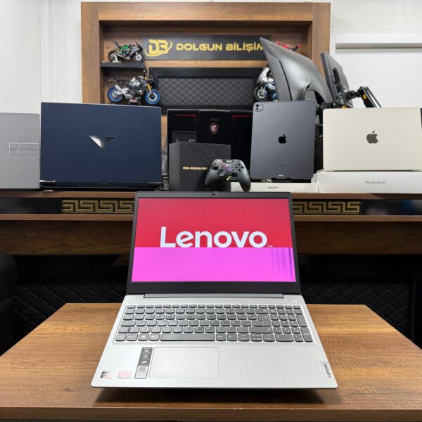 Lenovo Ideapad 3 15IGL05 AMD Ryzen 3 3250U 8GB 256GB SSD 15.6” HD 81W1005UTX (KUSURLU İKİNCİ EL)
