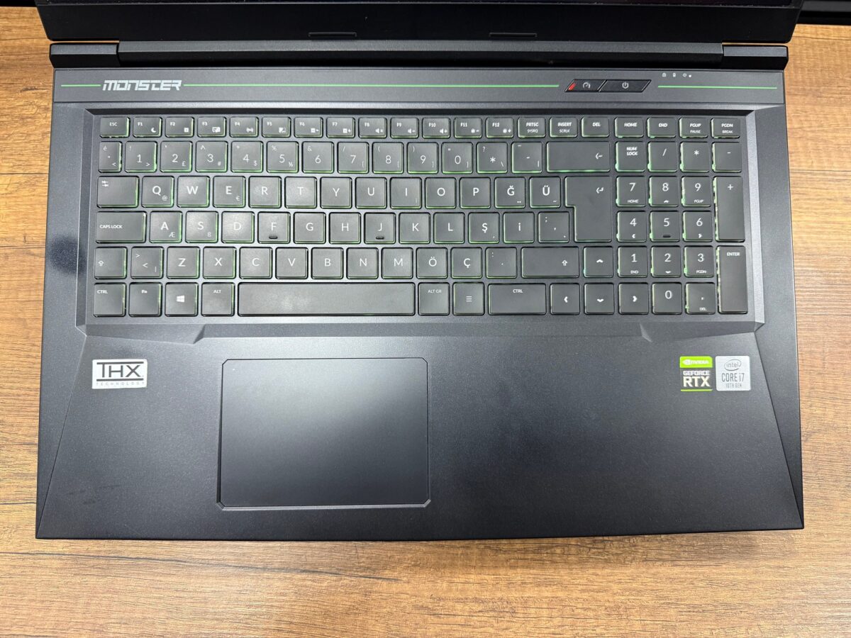 Monster Tulpar T7 V20.3 Intel Core i7 10750H 32GB 500GB SSD RTX3060 17.3” FHD 144Hz (KUSURLU İKİNCİ EL) - Görsel 2
