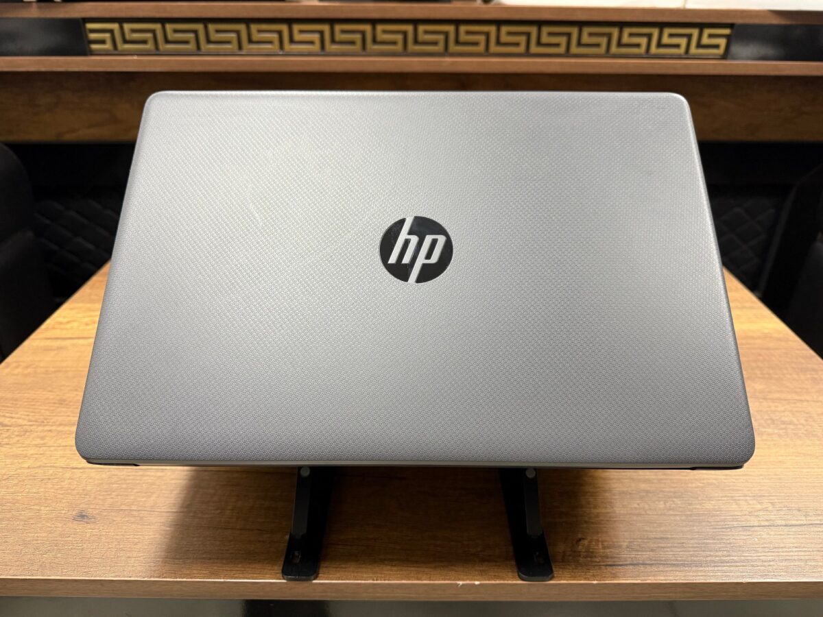 HP 255 G8 AMD Ryzen 5 5500U 32GB RAM 1TB SSD 15.6” FHD 7N4W2AA (İKİNCİ EL) - Görsel 3