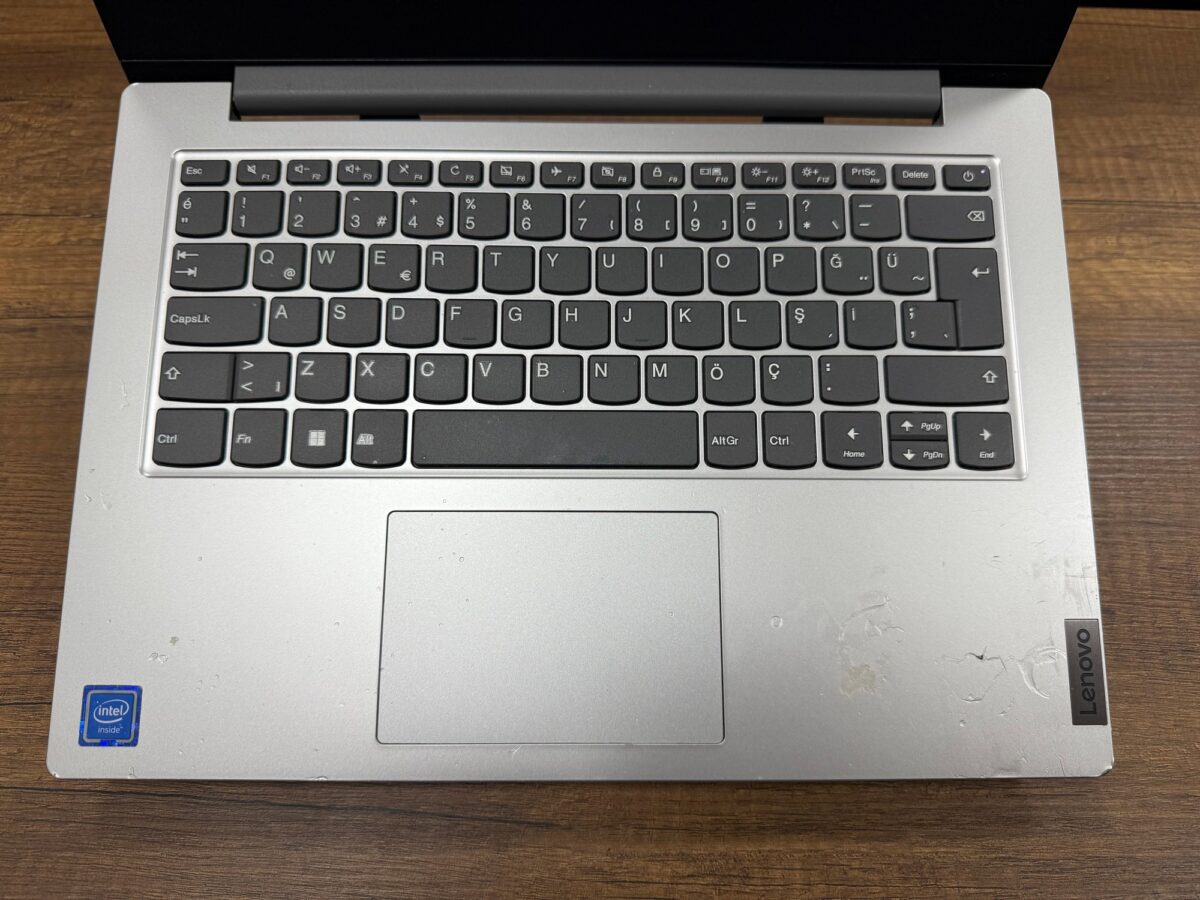 Lenovo IdeaPad 1 14IGL05 Intel Celeron N4020 4GB RAM 128GB SSD 14” HD 81VU00FQTX (İKİNCİ EL) - Görsel 2