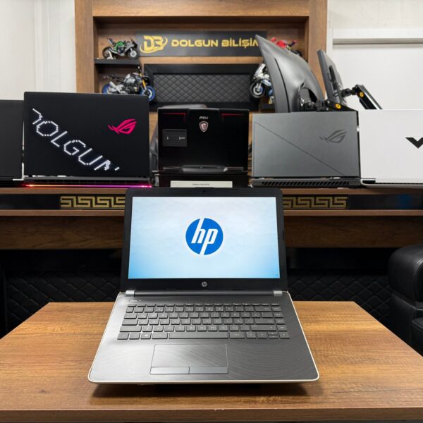 HP 14-BS019NT Intel Core i5 7200U 8GB RAM 256GB SSD 14” FHD 2NN30EA (İKİNCİ EL)