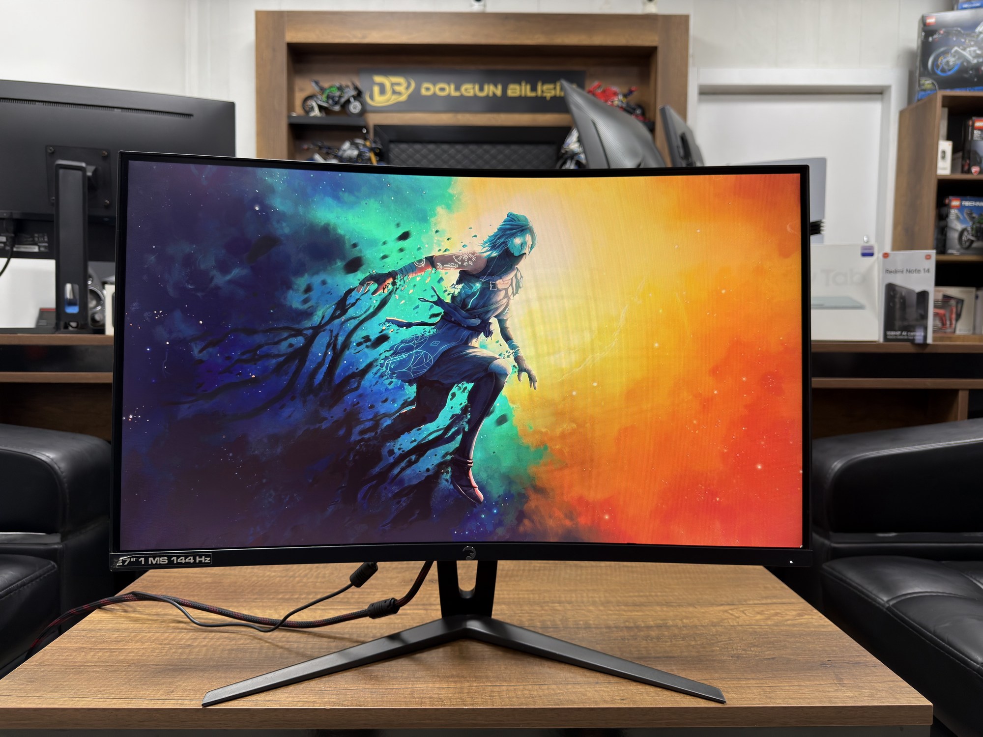 4316-dolgun-bilisim-teknoloji-gamepower-monitor-jpg-1.jpg Gamepower GPR27C144 27” Full HD 144Hz 1ms Freesync Curved Oyuncu Monitörü (İKİNCİ EL) - Görsel 1