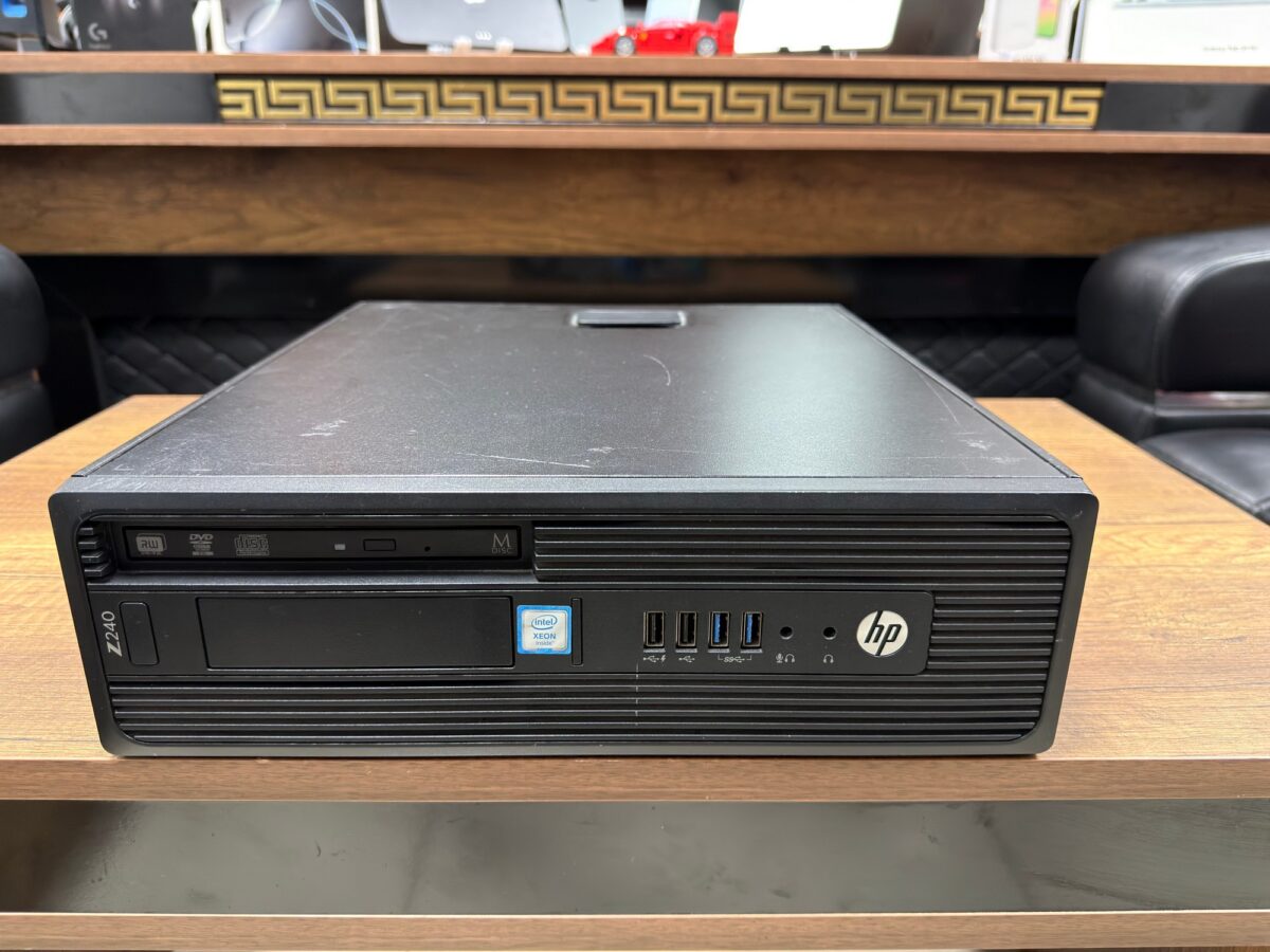 HP Z240 SFF Workstation Intel Xeon E3-1225 v5 16GB RAM 500GB HDD (İKİNCİ EL) - Görsel 2