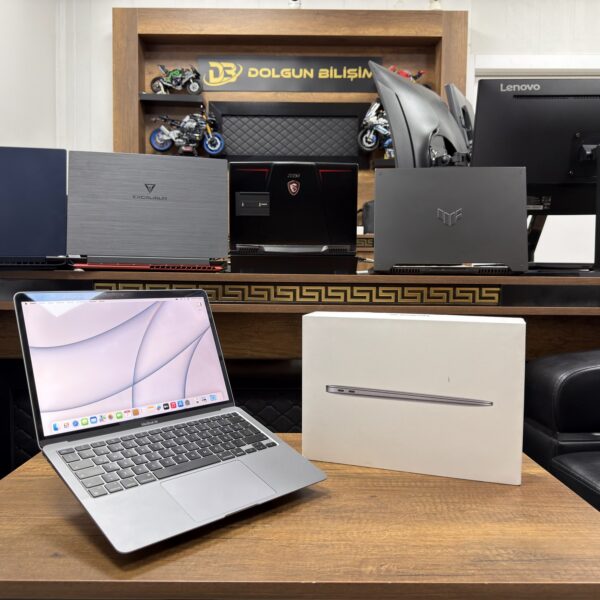 Apple MacBook Air M1 16GB RAM 256GB SSD 13.3” Uzay Grisi Z1240009K (İKİNCİ EL)
