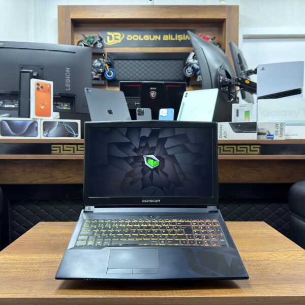 Monster Abra A5 V9.2 Intel Core i7 7700HQ 16GB RAM 256GB SSD GTX1050Ti 15.6” FHD (İKİNCİ EL)