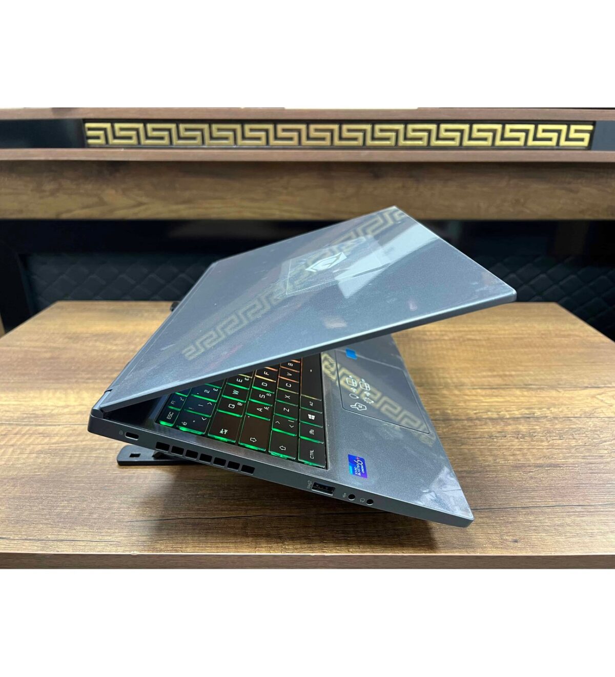 Monster Tulpar T5 V21.7 Intel Core i7 11800H 16GB 512GB SSD RTX3070 15.6" QHD 165Hz (İKİNCİ EL) - Görsel 4