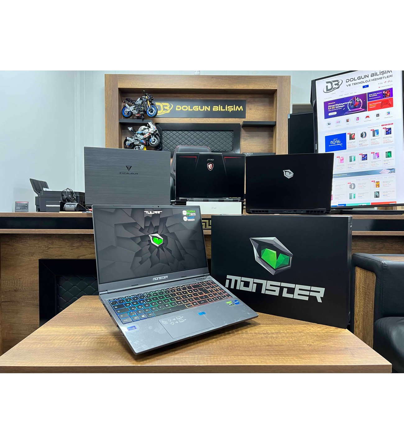cicek-kcm94102810-1-xl-monster-tulpar-t5-v21-7-intel-core-i7-11800h-16gb-512gb-ssd-rtx3070-15-6-qhd-165hz-ikinci-el-kcm94102810-1-7ef596fa6edc4ec48204239b9b8cfa7a-jpg.jpg Monster Tulpar T5 V21.7 Intel Core i7 11800H 16GB 512GB SSD RTX3070 15.6" QHD 165Hz (İKİNCİ EL) - Görsel 1