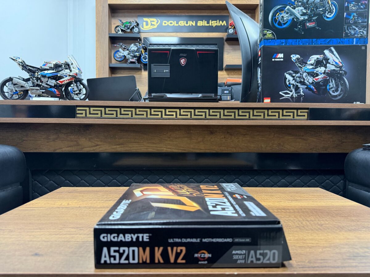 Gigabyte A520M-K-V2 AMD AM4 DDR4 Micro ATX Anakart - Görsel 3