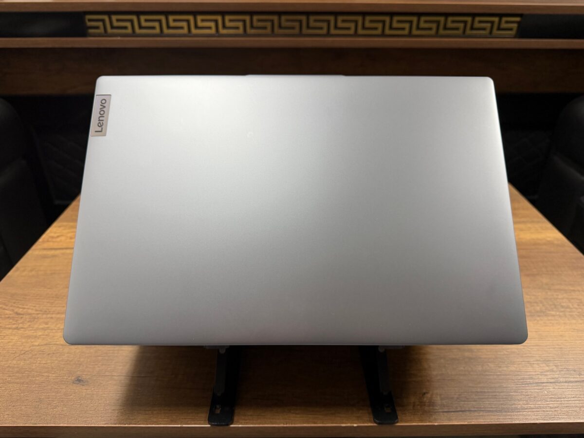 Lenovo IP Slim 3 15IRH8 i7-13620H 16GB 512GB W11 83EM00C4TRK (İKİNCİ EL) - Görsel 3