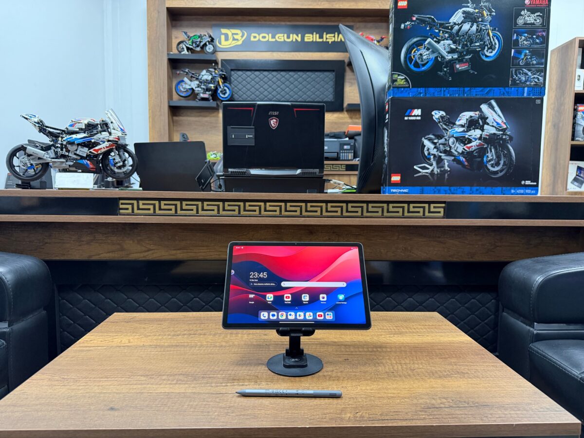 Lenovo Tab M11 8gb 128GB 11" Wuxga 4G LTE ZADB0335TR Gri - Görsel 2