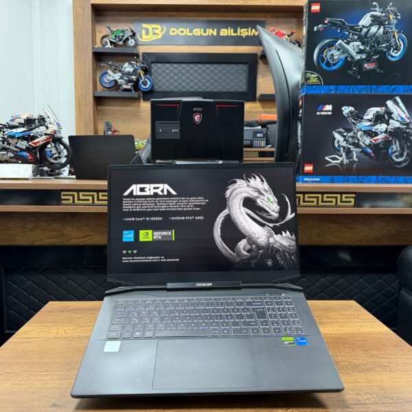 Monster A7 V14.5 İ5-13500H 32GB 1TB RTX4050 Gaming Laptop (İKİNCİ EL)