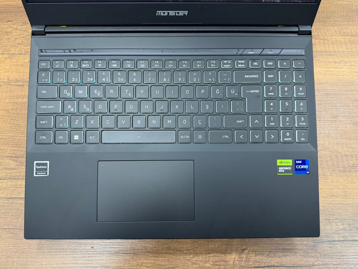 Monster Tulpar T6 V1.2.5 i9 14900HX 32GB 1TB SSD RTX4080 W11 16" WQXGA (İKİNCİ EL) - Görsel 3
