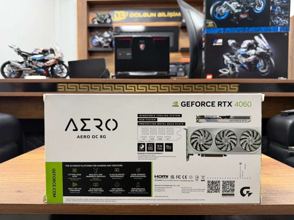 Gigabyte Geforce RTX4060 Beyaz AERO OC 8GB Ekran Kartı - Görsel 3