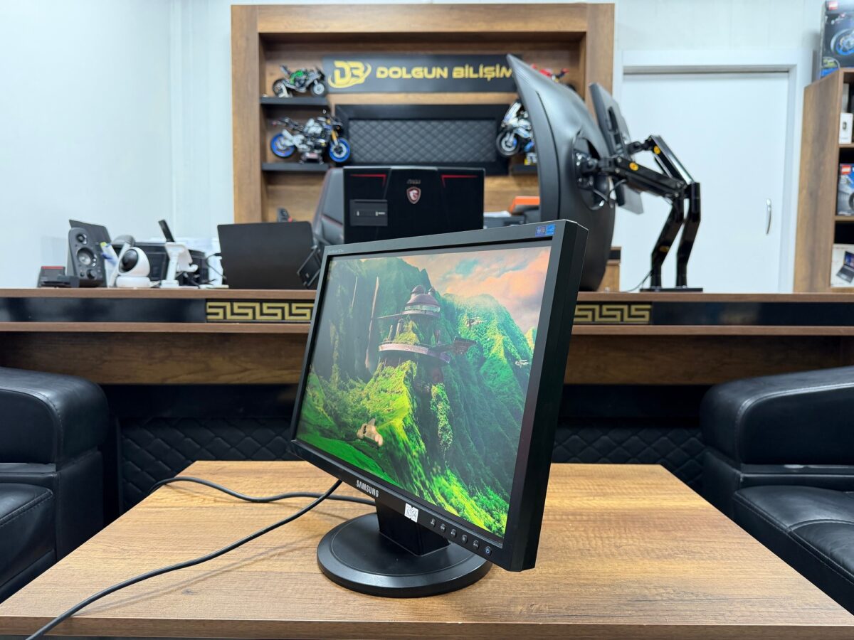 Samsung LS19HANKBUTRU 19” Monitör (İKİNCİ EL) - Görsel 3