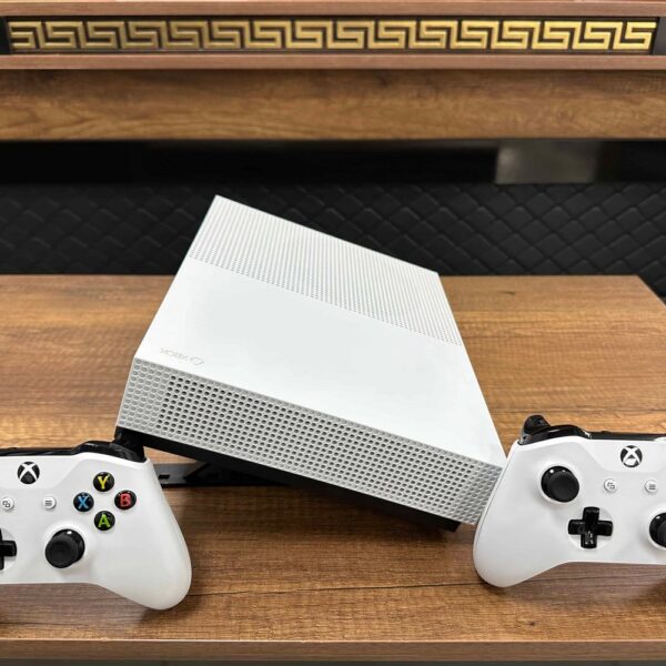Microsoft Xbox One S 1TB Çift Kol (İKİNCİ EL)