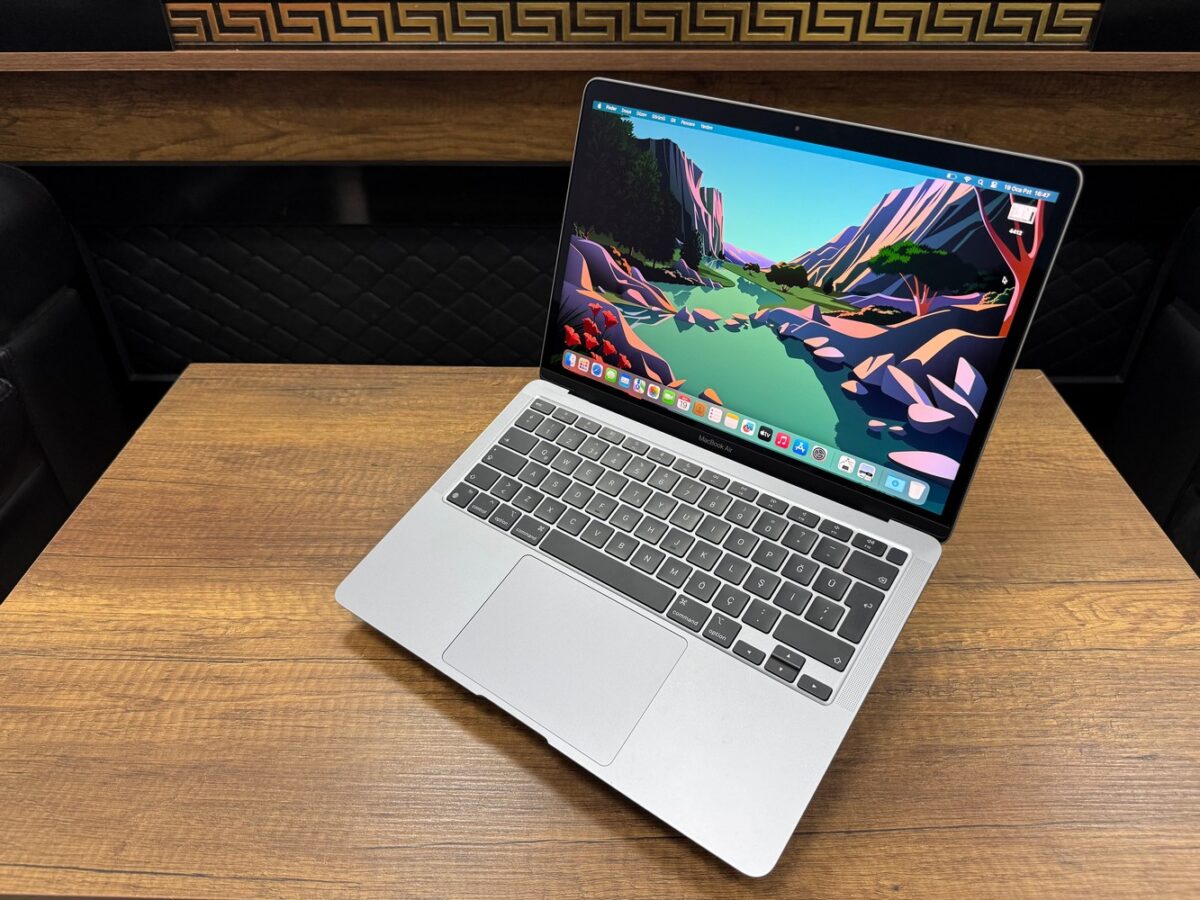 Apple MacBook Air M1 8GB 256GB 13” Dizüstü Bilgisayar (İKİNCİ EL) - Görsel 4