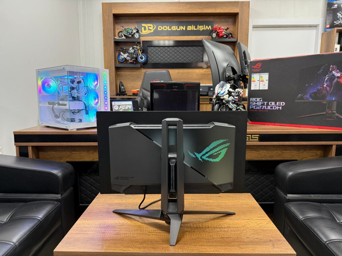 Asus ROG Swift OLED PG27UCDM 26.5" 0.03 ms 4K Pivot 240 Hz OLED Monitör (İKİNCİ EL) - Görsel 4