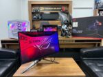 Asus ROG Swift OLED PG27UCDM 26.5" 0.03 ms 4K Pivot 240 Hz OLED Monitör (İKİNCİ EL) - Görsel 2