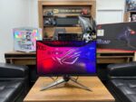 Asus ROG Swift OLED PG27UCDM 26.5" 0.03 ms 4K Pivot 240 Hz OLED Monitör (İKİNCİ EL)