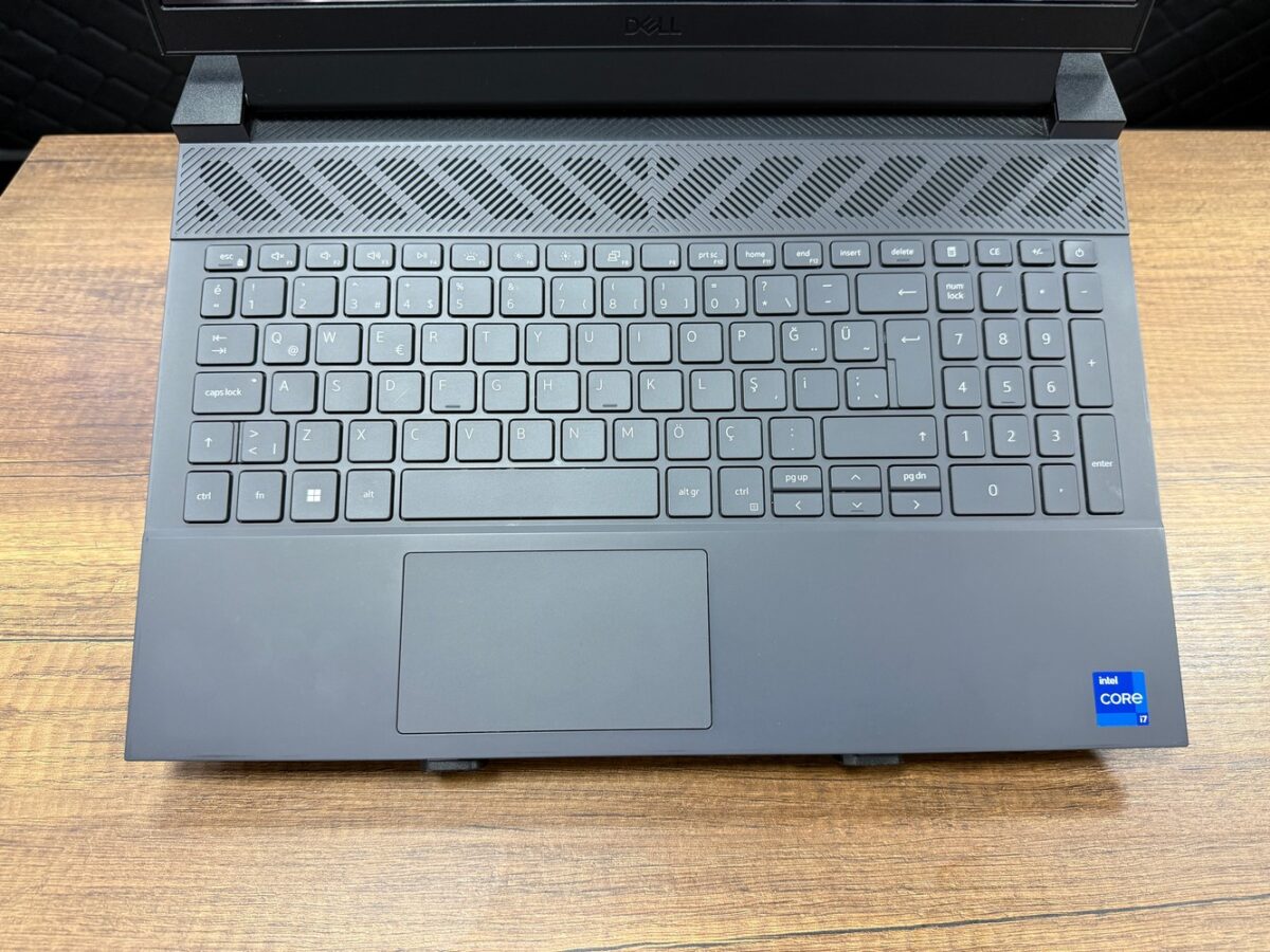 Dell G15 5530 i7-13650HX 16GB 512GB+1TB RTX4060 15.6” FHD 165Hz Oyuncu Bilgisayarı (İKİNCİ EL) - Görsel 2