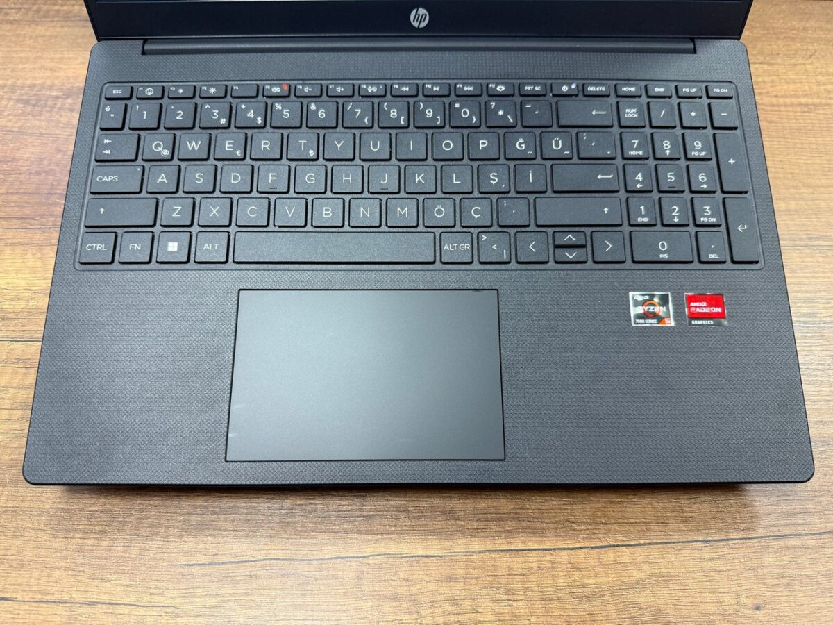 HP 15-FC0060NT AMD Ryzen 5 7520U 16GB 512GB 15.6" FHD 8M1T2EA Dizüstü Bilgisayar (İKİNCİ EL) - Görsel 2