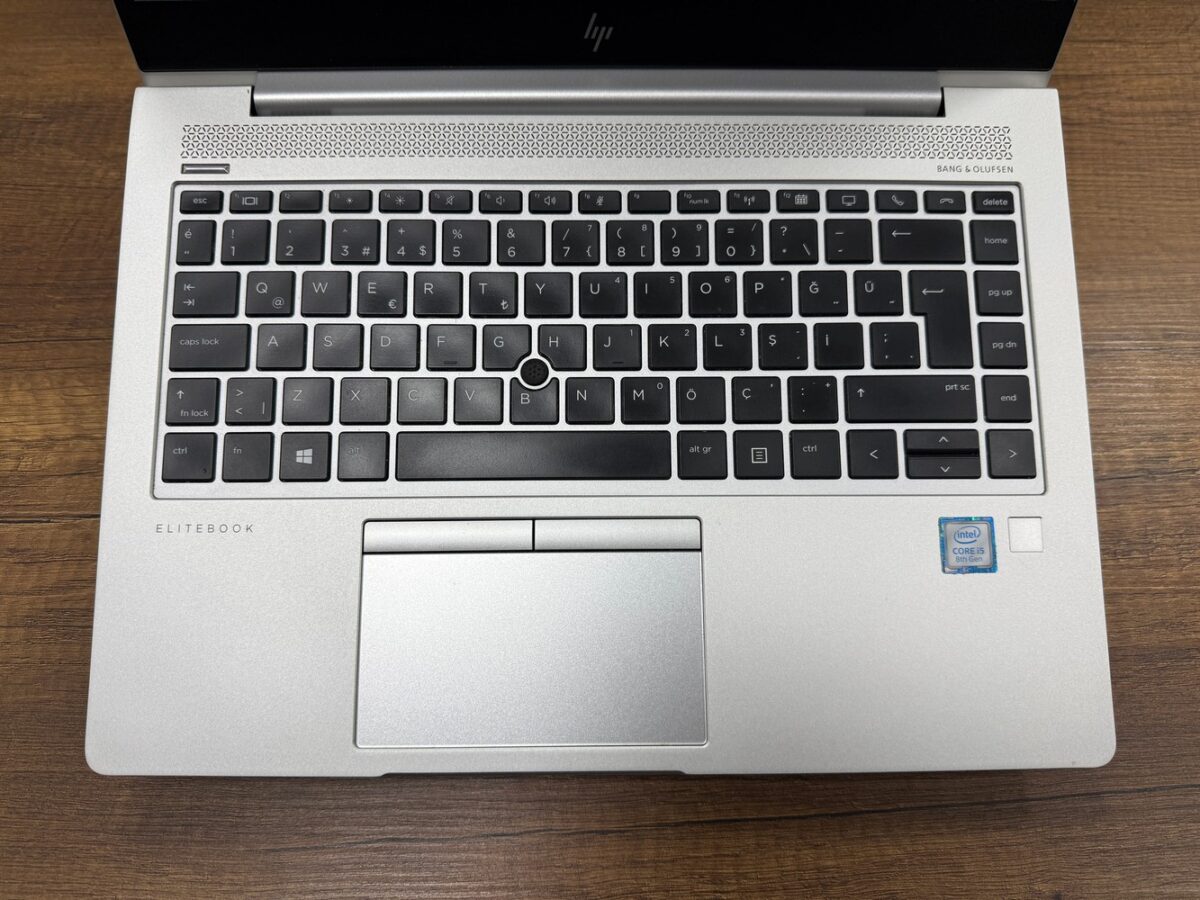 HP EliteBook 840 G6 i5 8265U 8GB 256GB 14” 4WG26AV Dizüstü Bilgisayar (İKİNCİ EL) - Görsel 3