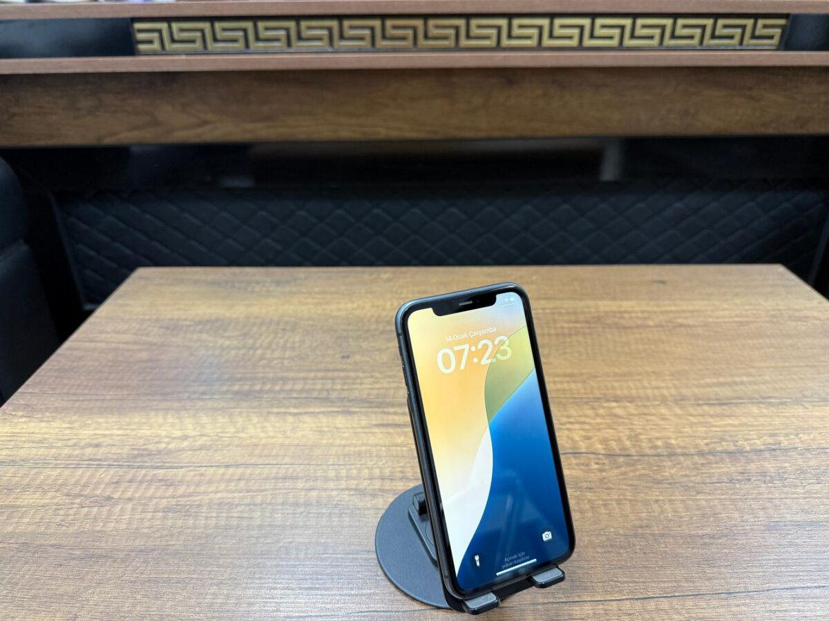 iPhone 11 128 GB Siyah (İKİNCİ EL) - Görsel 3