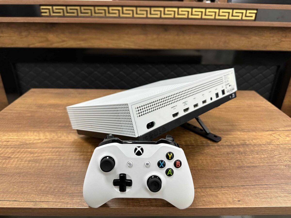 Microsoft Xbox One S 500GB CD'li Tek Kol (İKİNCİ EL) - Görsel 8