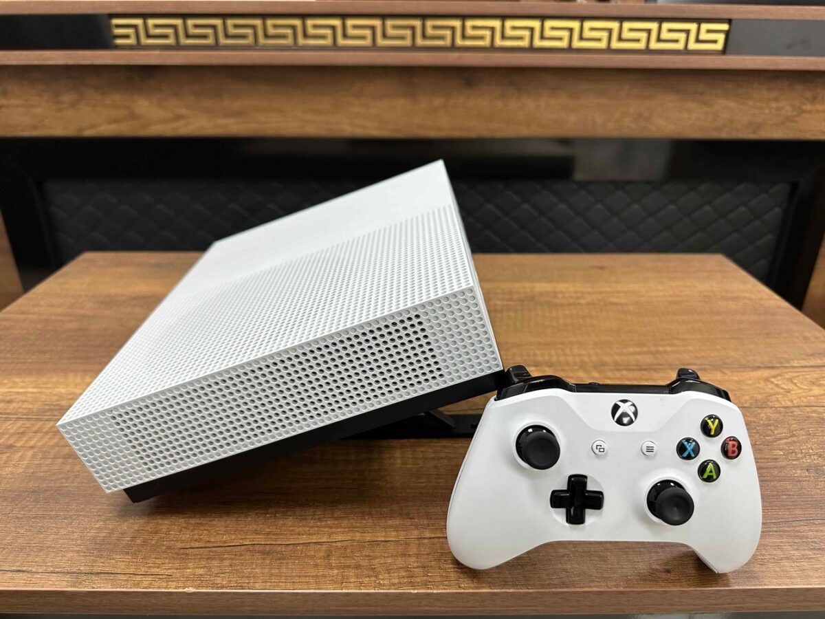 Microsoft Xbox One S 500GB CD'li Tek Kol (İKİNCİ EL) - Görsel 9
