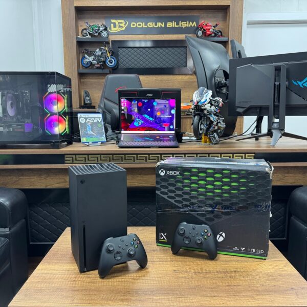 Xbox Series X Çift Kol 1 TB Oyun Konsolu (İKİNCİ EL)