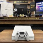 PlayStation 4 Slim Beyaz 1TB Tek Kol (İKİNCİ EL)