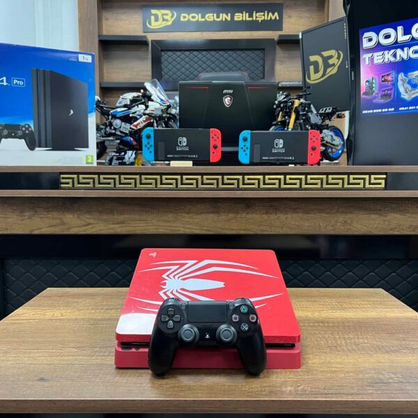 ÖZEL SERİ PlayStation 4 Slim Spiderman 500 GB Tek Kol (İKİNCİ EL)