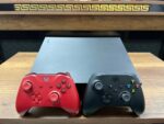 Microsoft Xbox One X 1 TB Çift Kol (İKİNCİ EL) - Görsel 2