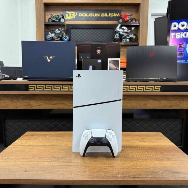 Sony PlayStation 5 Slim CD'li 1TB Tek Kol (İKİNCİ EL)