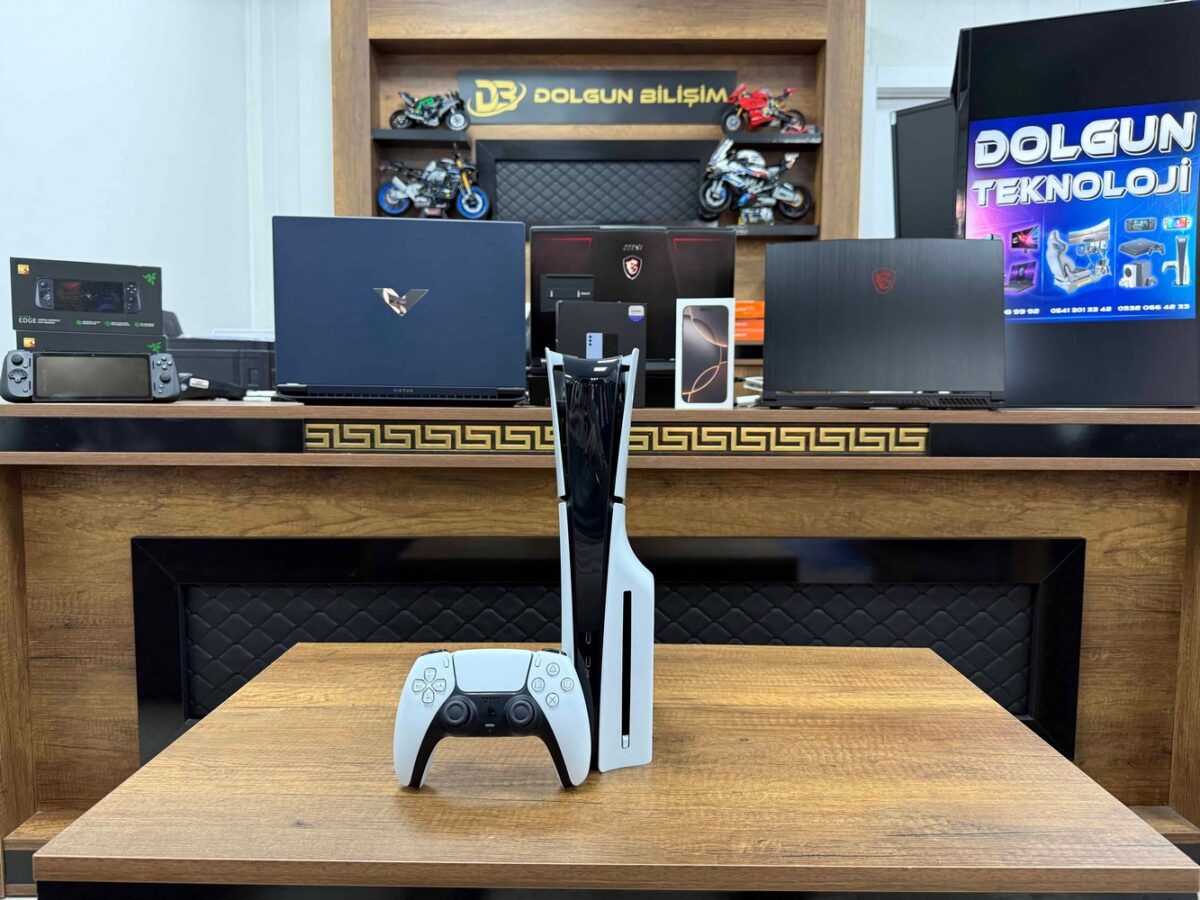 Sony PlayStation 5 Slim CD'li 1TB Tek Kol (İKİNCİ EL) - Görsel 2