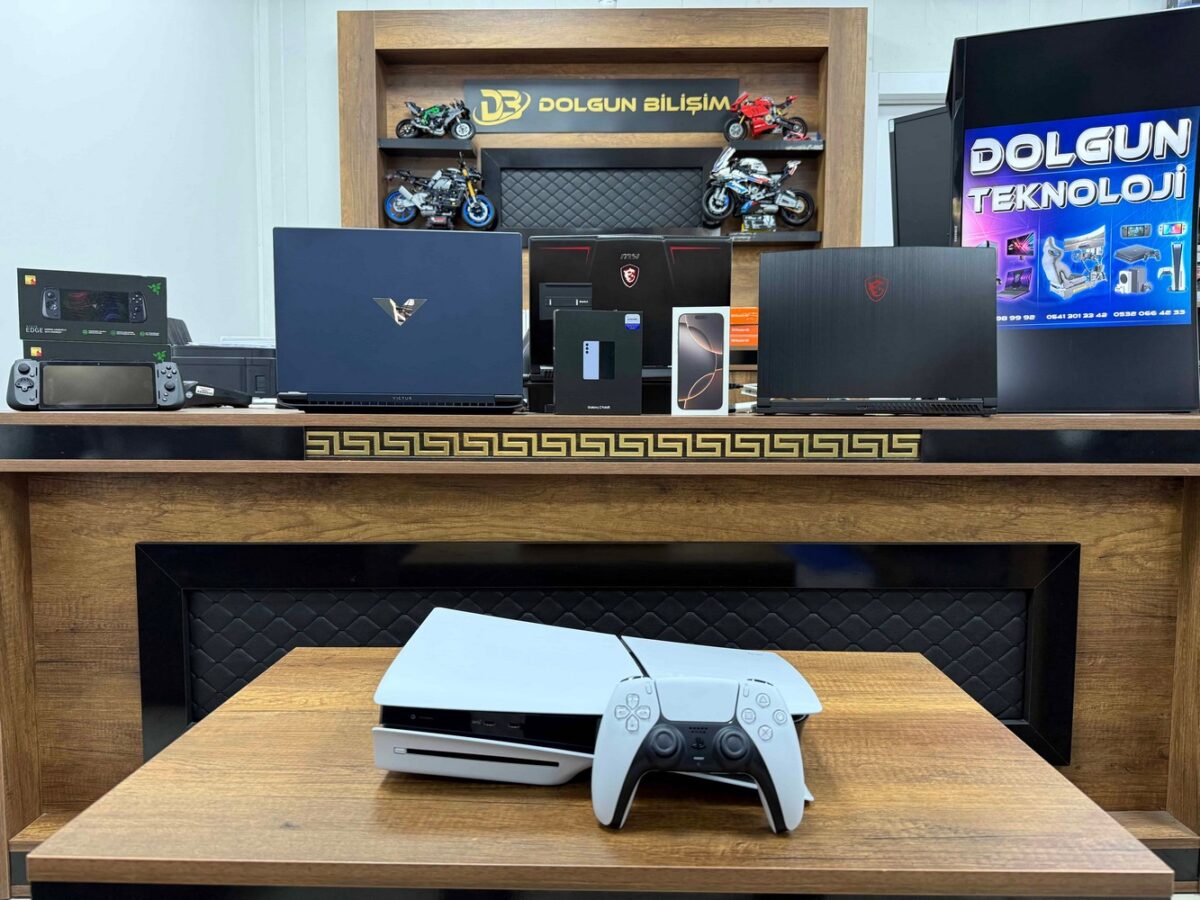Sony PlayStation 5 Slim CD'li 1TB Tek Kol (İKİNCİ EL) - Görsel 3