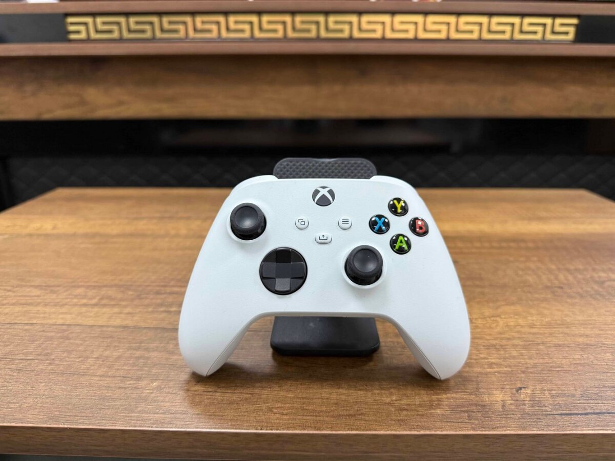 Xbox Series 9. Nesil Beyaz Kablosuz Oyun Kolu (İKİNCİ EL) - Görsel 2
