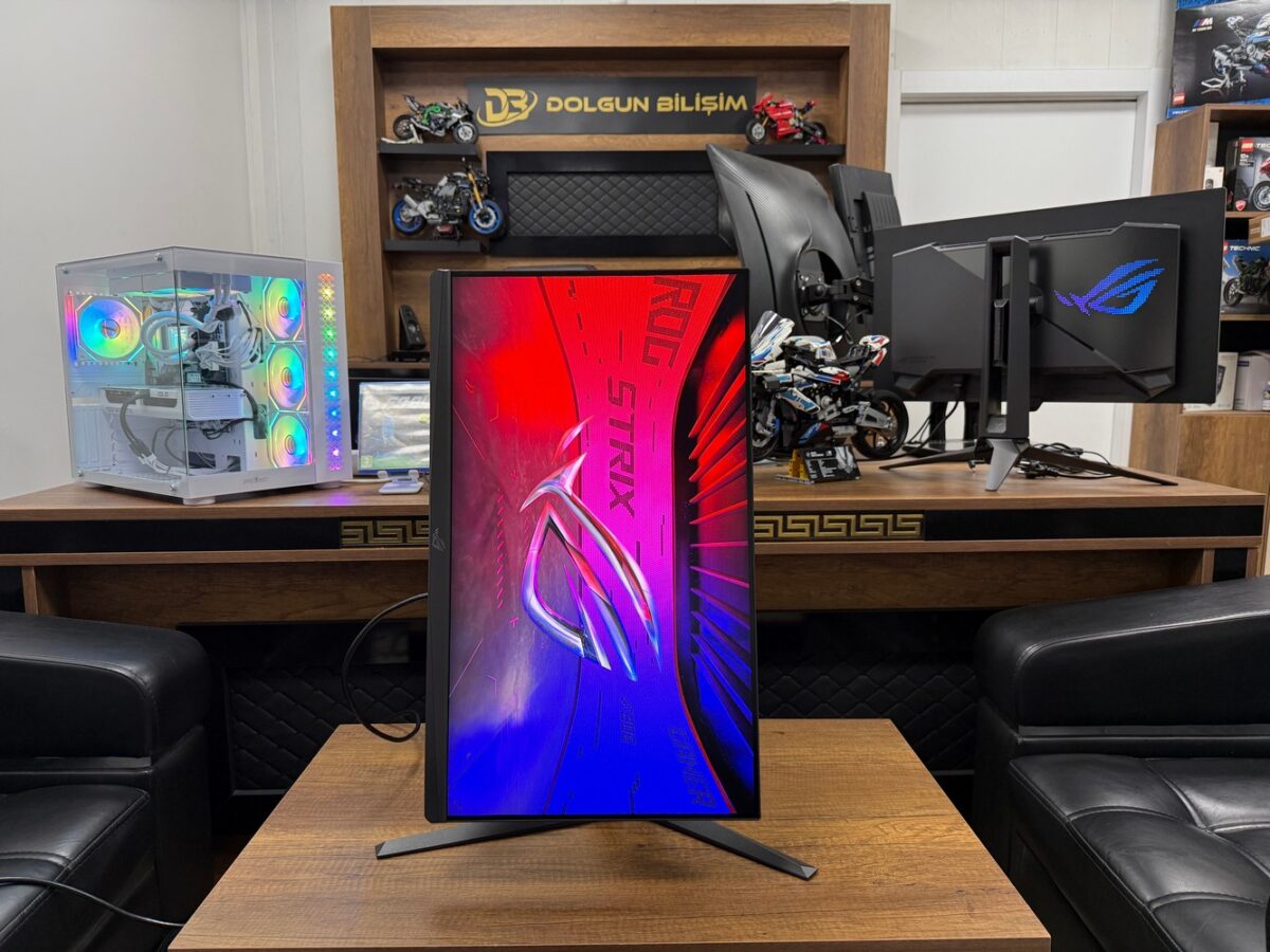 Asus ROG Swift OLED PG27UCDM 26.5" 0.03 ms 4K Pivot 240 Hz OLED Oyuncu Monitörü (İKİNCİ EL) - Görsel 2