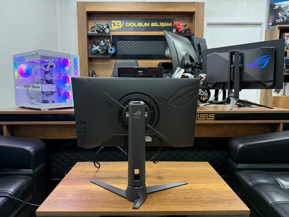 Asus ROG Swift OLED PG27UCDM 26.5" 0.03 ms 4K Pivot 240 Hz OLED Oyuncu Monitörü (İKİNCİ EL) - Görsel 3