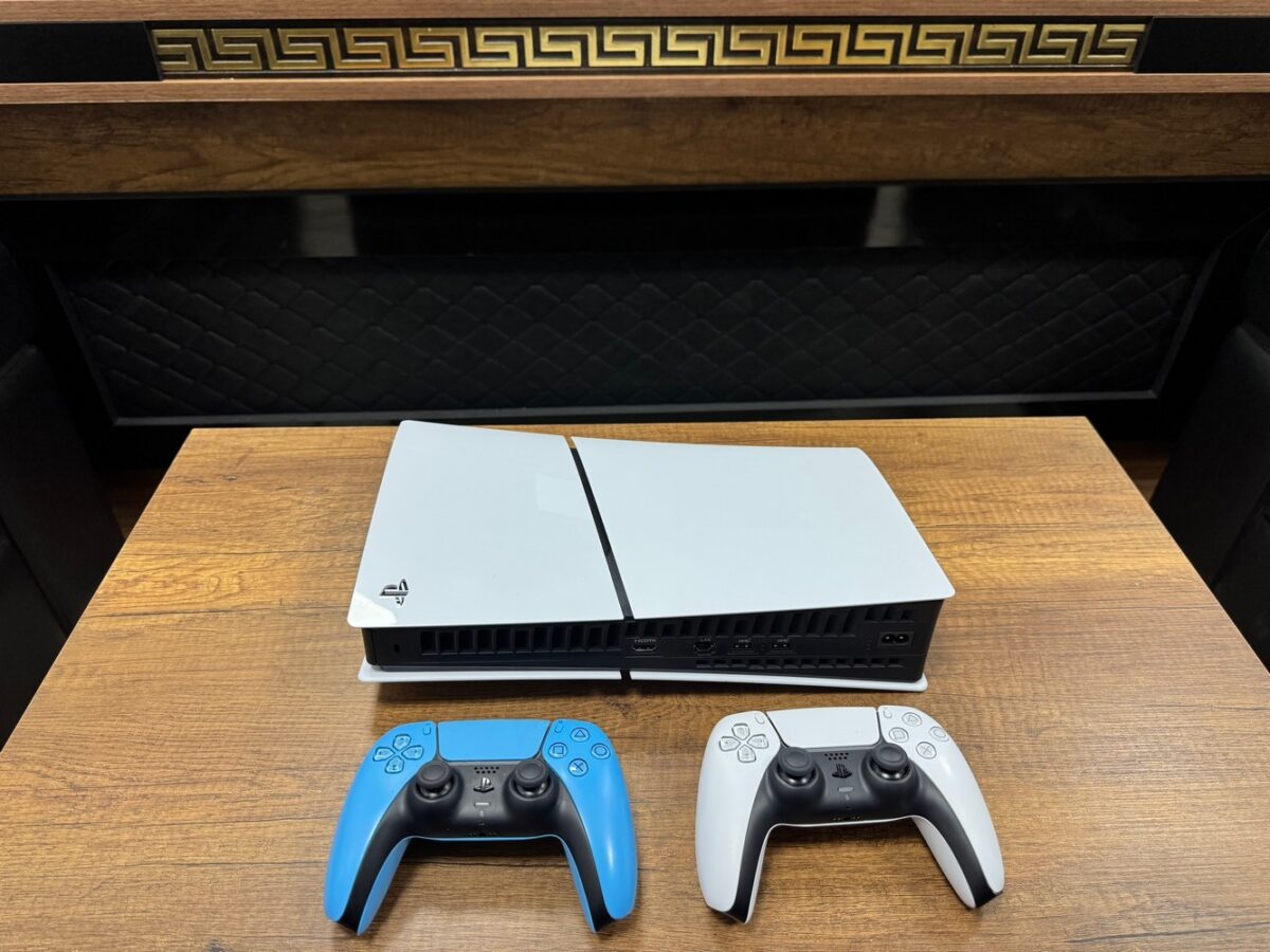 Playstation 5 Slim Dijital 825 GB Çift Kol Oyun Konsolu (İKİNCİ EL) - Görsel 4