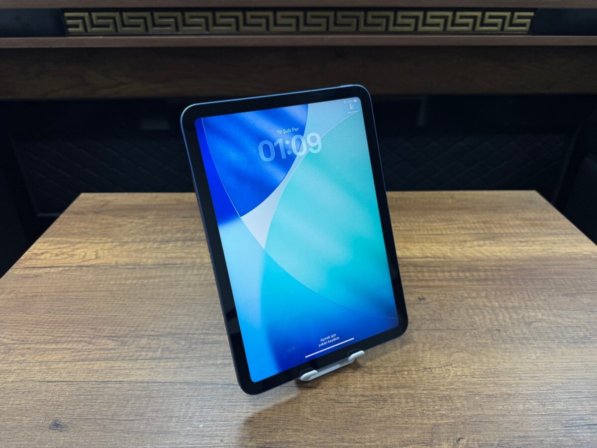 Apple iPad 10. Nesil 64GB Mavi MMPQ13TU/A Tablet (İKİNCİ EL) - Görsel 3