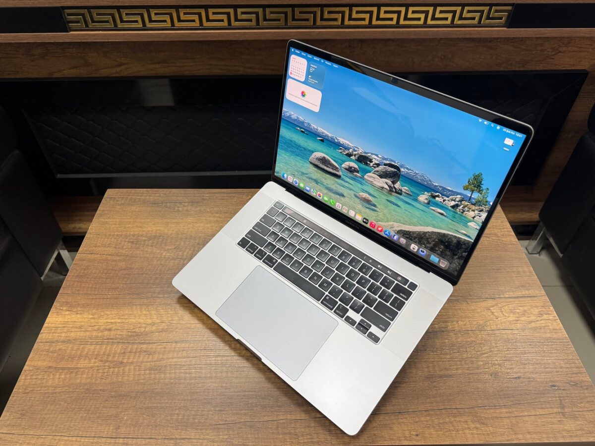 Apple MacBook Pro 2019 i7 16GB RAM 512GB SSD 16" Uzay Grisi Taşınabilir Bilgisayar (İKİNCİ EL) - Görsel 3